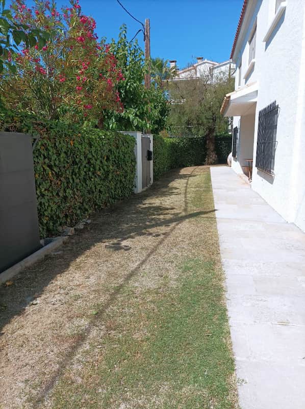 Instalación de cesped y riegos