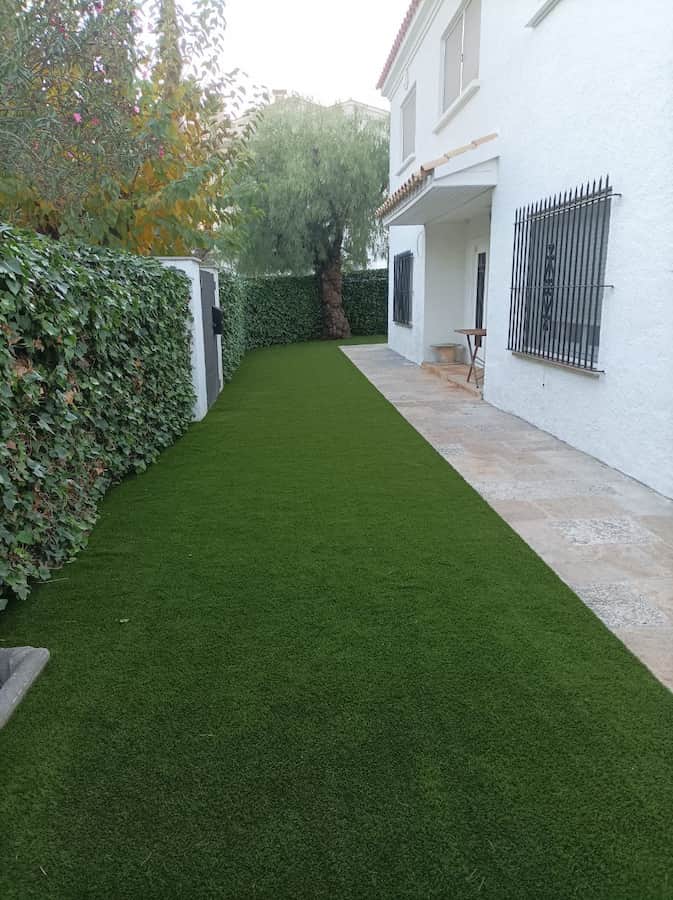 Instalación de cesped y riegos
